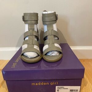 Madden Girl Grey Sandals size 6